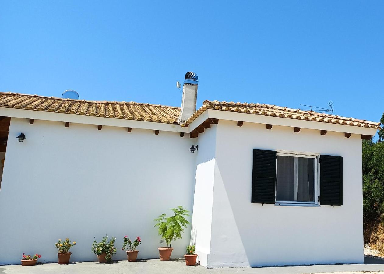 Lily Home_Lefkada ~ Private Country House Kondaraíni Esterno foto